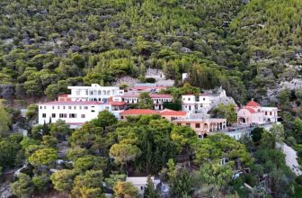 6-11-2019.  Στοχασμός, θλίψη η αποτέφρωση. Επιστολή ανοιχτή μιας μοναχής στην εφημερίδα ΚΑΘΗΜΕΡΙΝΗ: