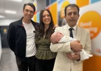 Νίκησε η ζωή για το αγέννητο αγοράκι και την έγκυο μητέρα του με καρκίνο ωοθηκών!