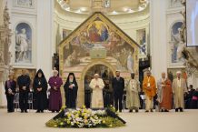 Τὸ Τέλος τοῦ Οἰκουμενισμοῦ καὶ ἡ Ὑπερβατικὴ Ἑνότητα τῶν Θρησκειῶν Πρωτοπρεσβυτέρου / Πέτρου Χῖρς*